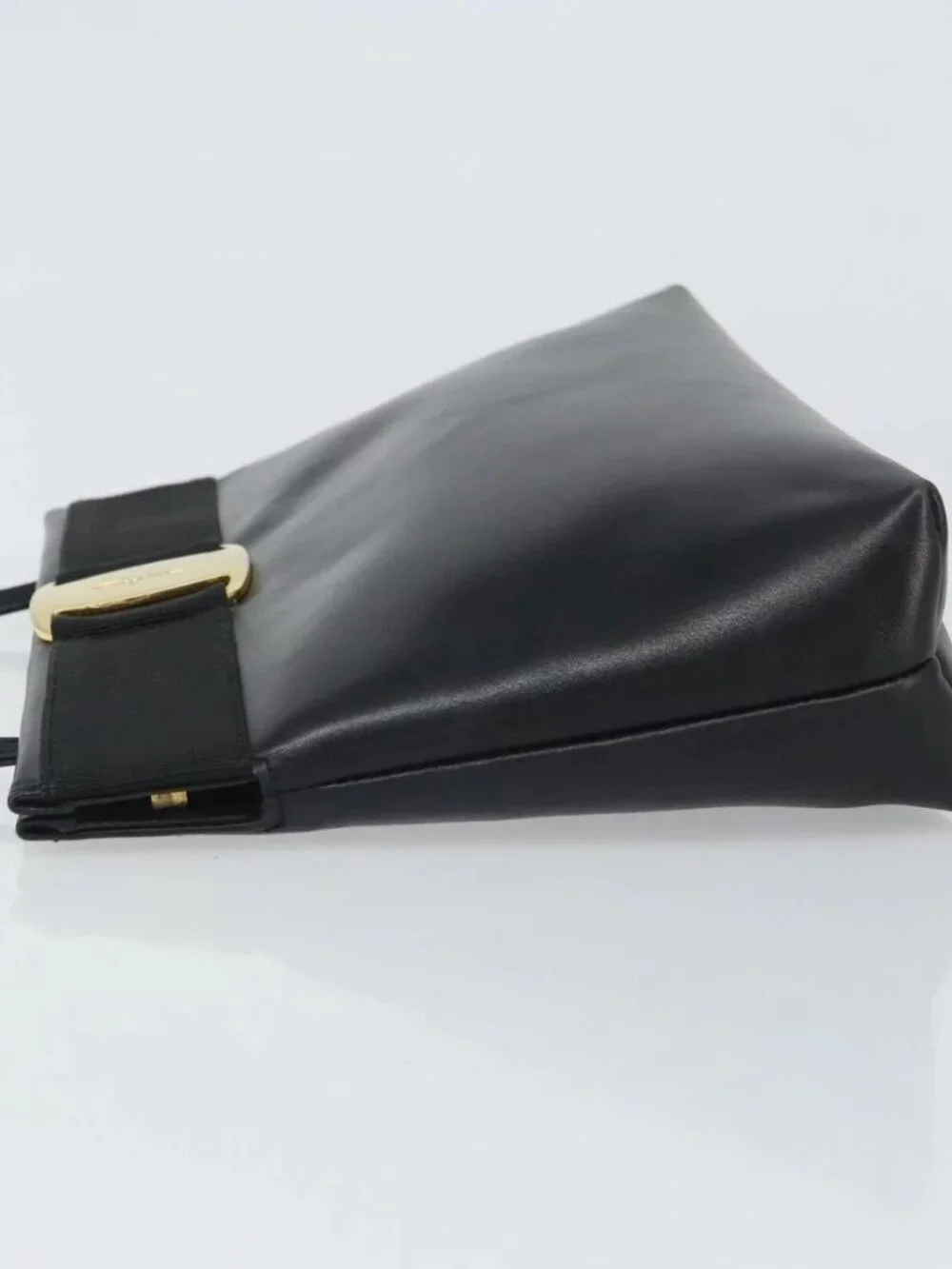 Salvatore Ferragamo Vala Shoulder Bag Leather Black Gold Auth 162154